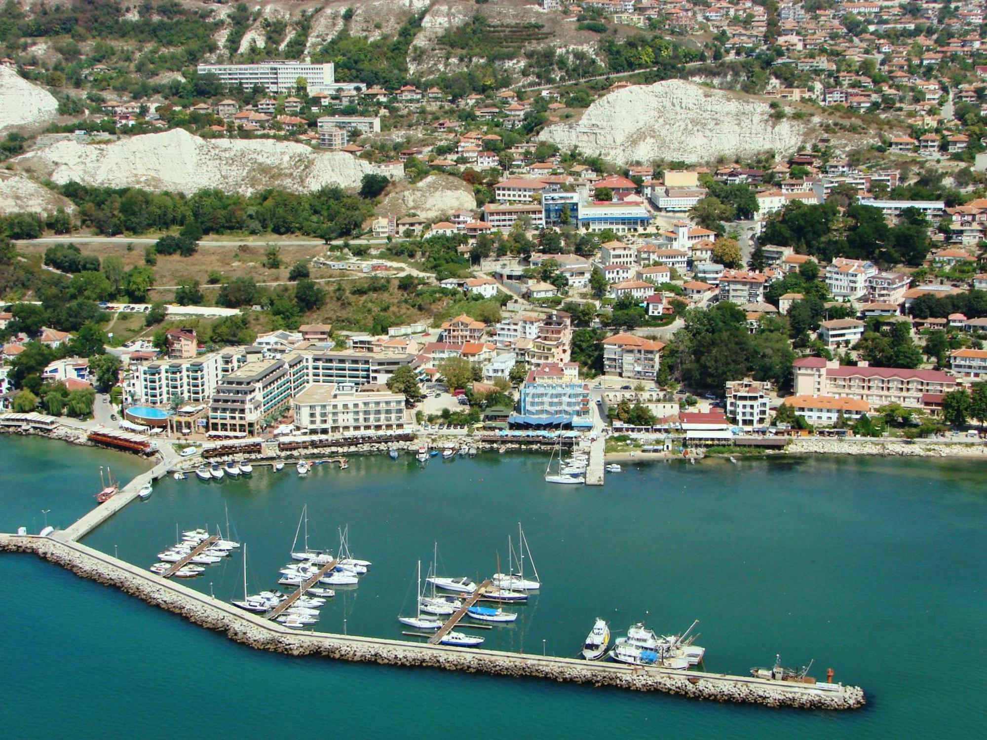 Lotos Hotel Балчик Екстер'єр фото